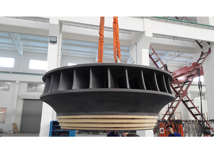 厄瓜多爾索普拉多拉水電站水輪機組混流式轉輪過流表麵熱噴塗